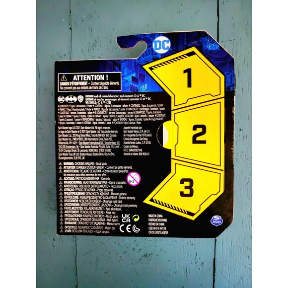 DC Batman-Robin Spin Master 4” Inch 2021 NIB - Picture 2 of 3